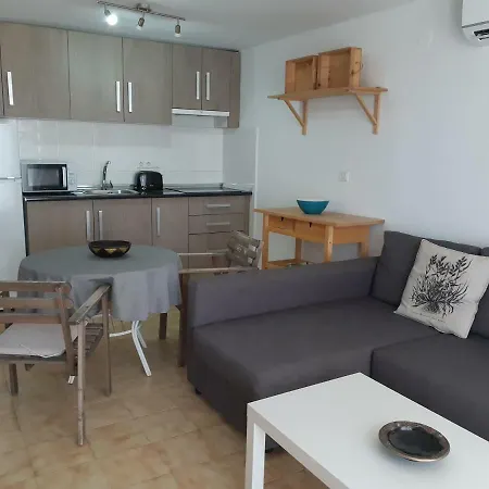 El Capistrano Guy P. Way Apartment *